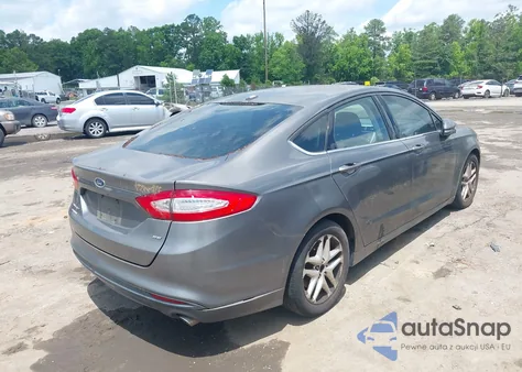 2013 Ford Fusion Se z USA, uszkodzony, nr VIN 3FA6P0H70DR240121